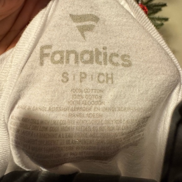 Philadelphia Phillies National League Champions T-Shirt - Picture 3 of 3